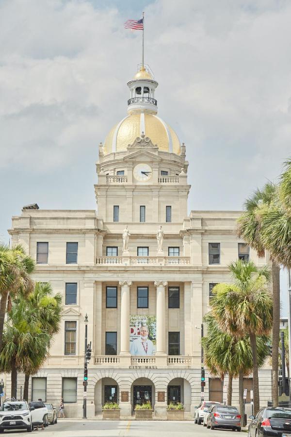 Sonder Ellis Square Aparthotel Savannah Exterior photo